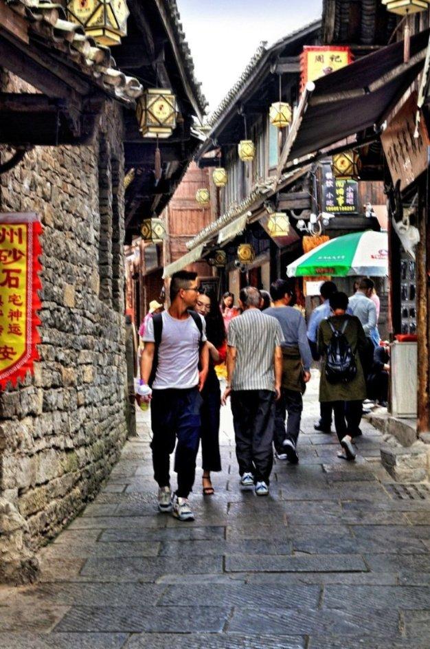 订婚宴上,哥哥和小舅子说小姨子坏话,合适吗?-知识星球平台,深化学习之旅